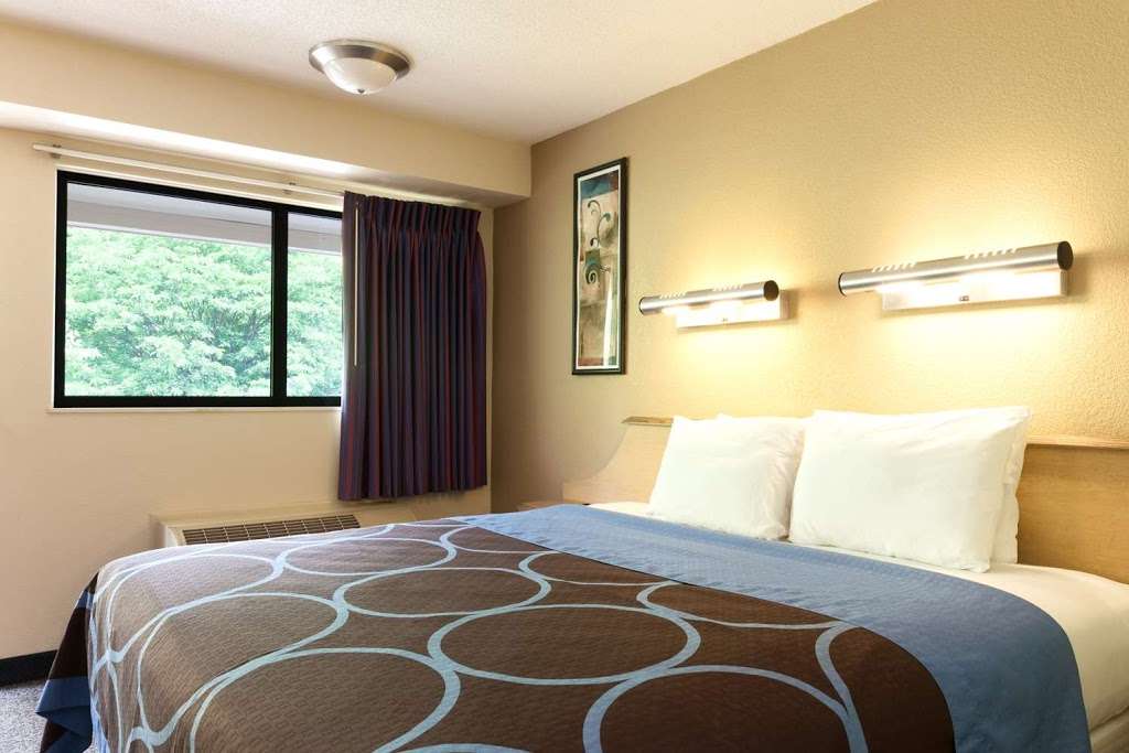 Days Inn by Wyndham Monmouth Junction Princeton | 208 New Rd, Monmouth Junction, NJ 08852, USA | Phone: (732) 798-3120