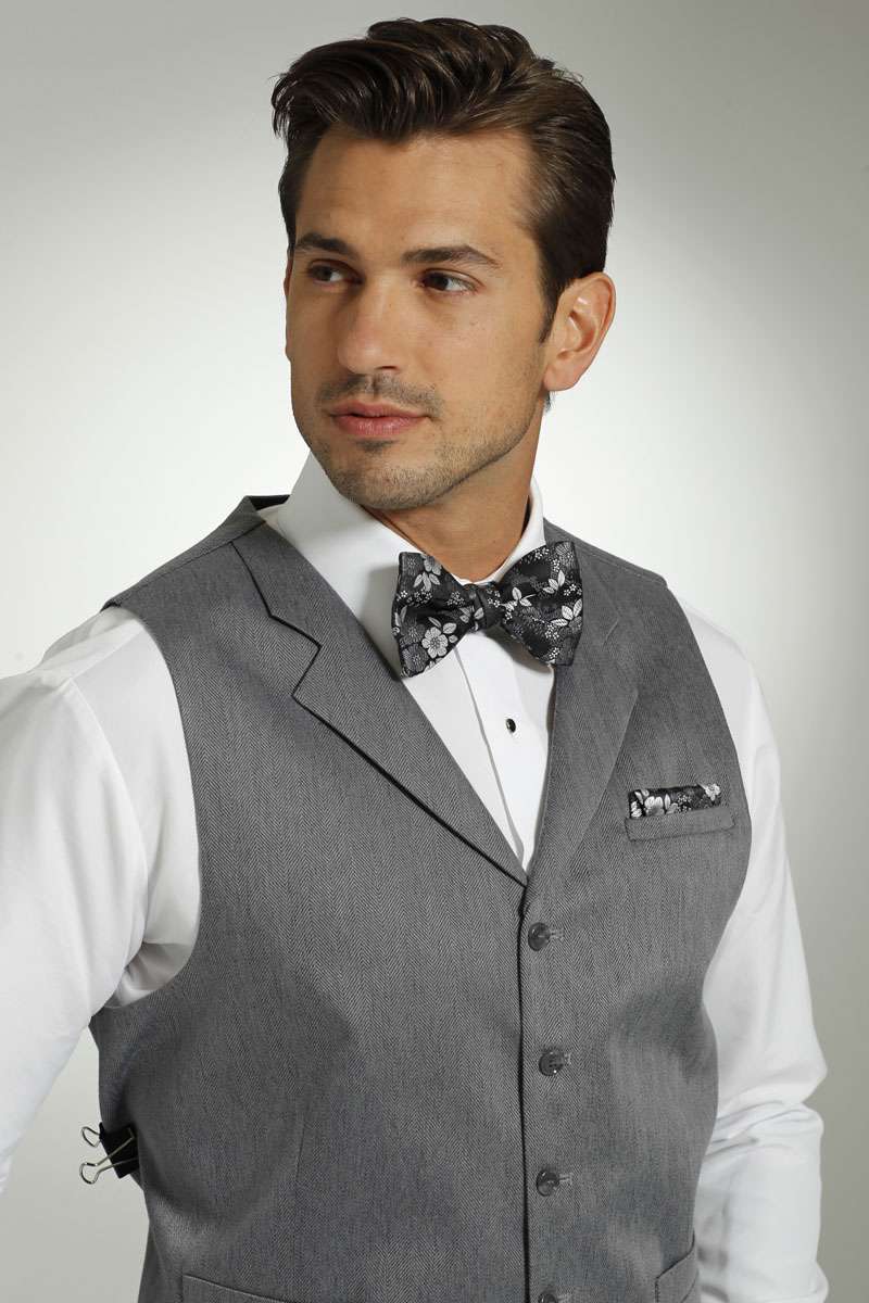 Michaels Tuxedos by Dante Zeller | 4 NY-59, Nanuet, NY 10954, USA | Phone: (845) 623-7744