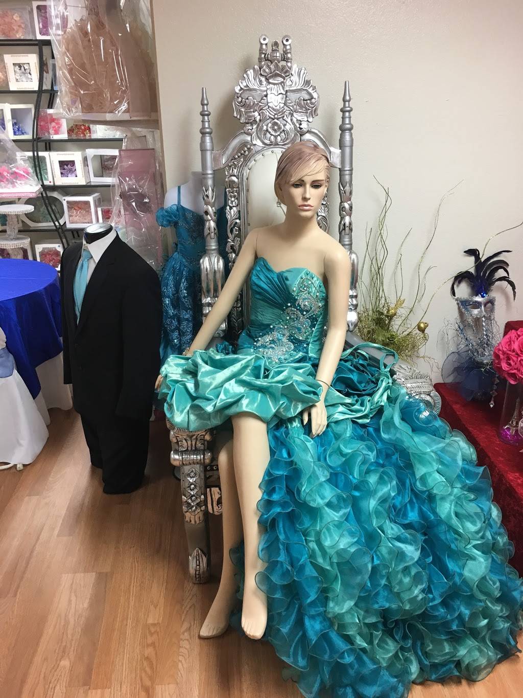 Princess Bridal & Quinceñeras | 3018 E McKinley Ave, Fresno, CA 93703 | Phone: (559) 994-2319