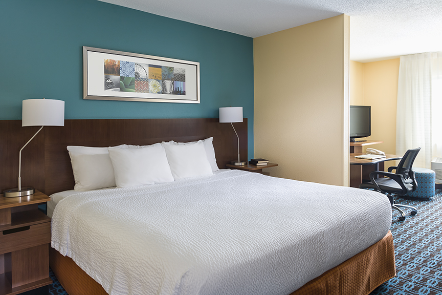 Fairfield Inn & Suites by Marriott Chicago Naperville/Aurora | 1847 W Diehl Rd, Naperville, IL 60563 | Phone: (630) 548-0966