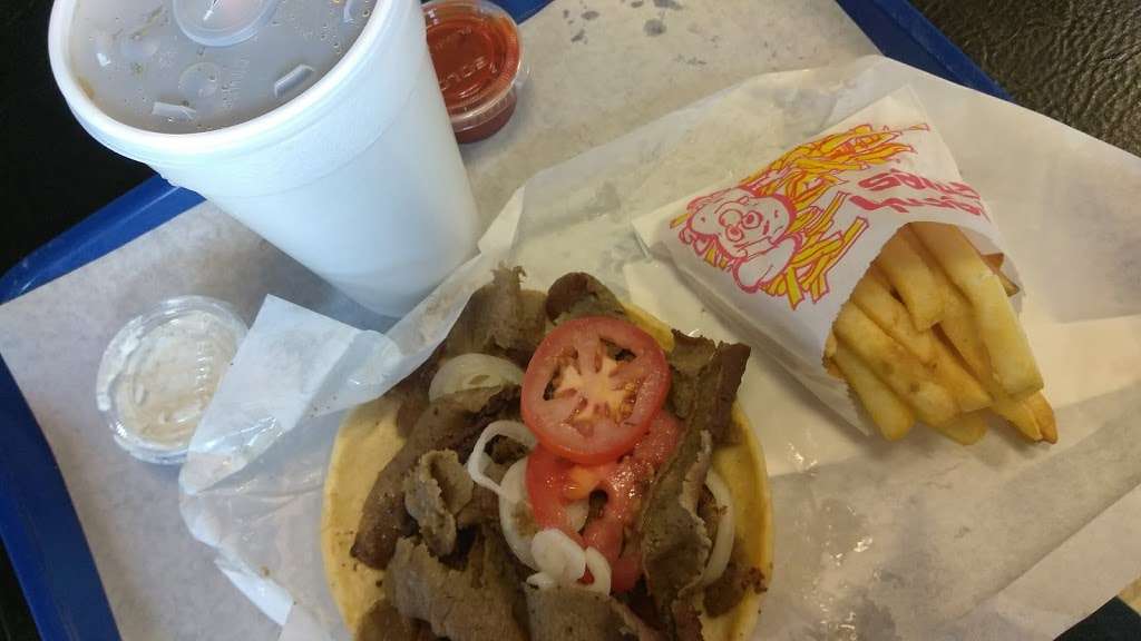 Columbus Drive Gyros | 502 W Columbus Dr, East Chicago, IN 46312, USA | Phone: (219) 397-4976