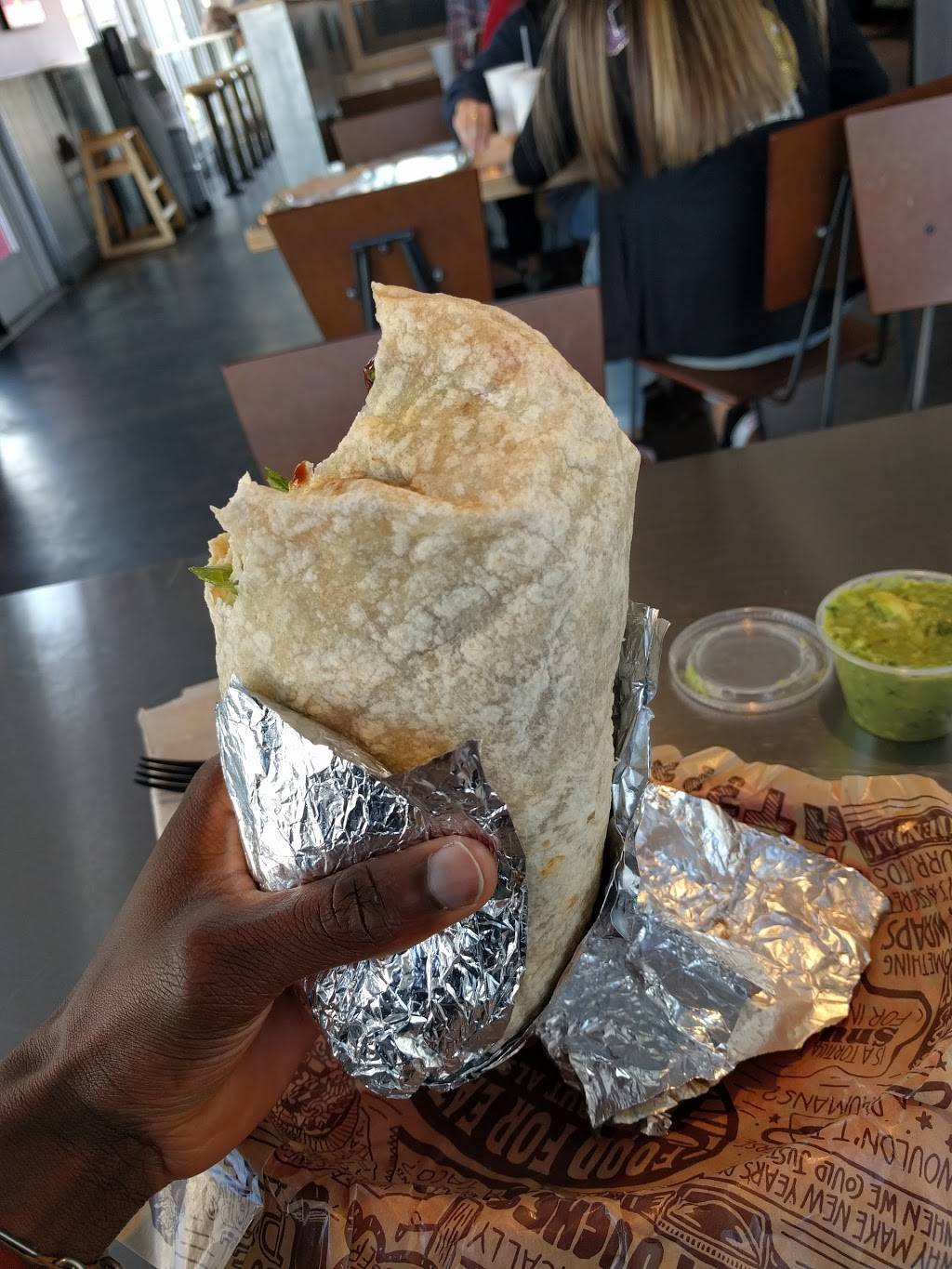 Chipotle Mexican Grill | 4861 McKnight Rd, Pittsburgh, PA 15237, USA | Phone: (412) 367-4902