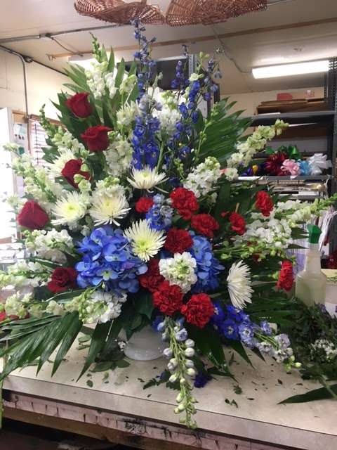 Fink Flowers, Gifts & Flower Delivery | 580 US-13, Bristol, PA 19007 | Phone: (215) 788-8494