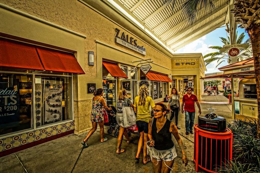 Zales Outlet | 8200 Vineland Ave, Orlando, FL 32821, USA | Phone: (407) 239-0554