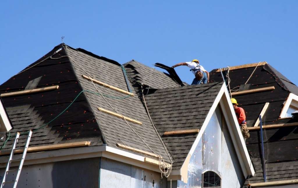 Roof Replacement Memorial | 4 Stonegate Dr, Houston, TX 77024, USA | Phone: (903) 270-0224