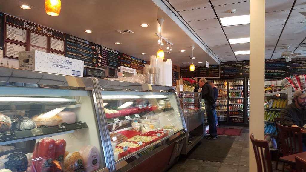Matsons Deli & Cafe | 5512, 538 Temple Hill Rd, New Windsor, NY 12553, USA | Phone: (845) 568-3354