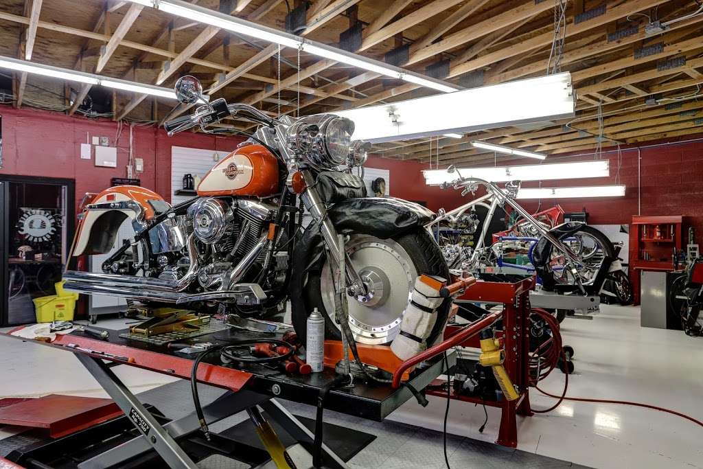 Motorcycle Garage | 10846 N Cave Creek Rd, Phoenix, AZ 85020, USA | Phone: (602) 749-2042