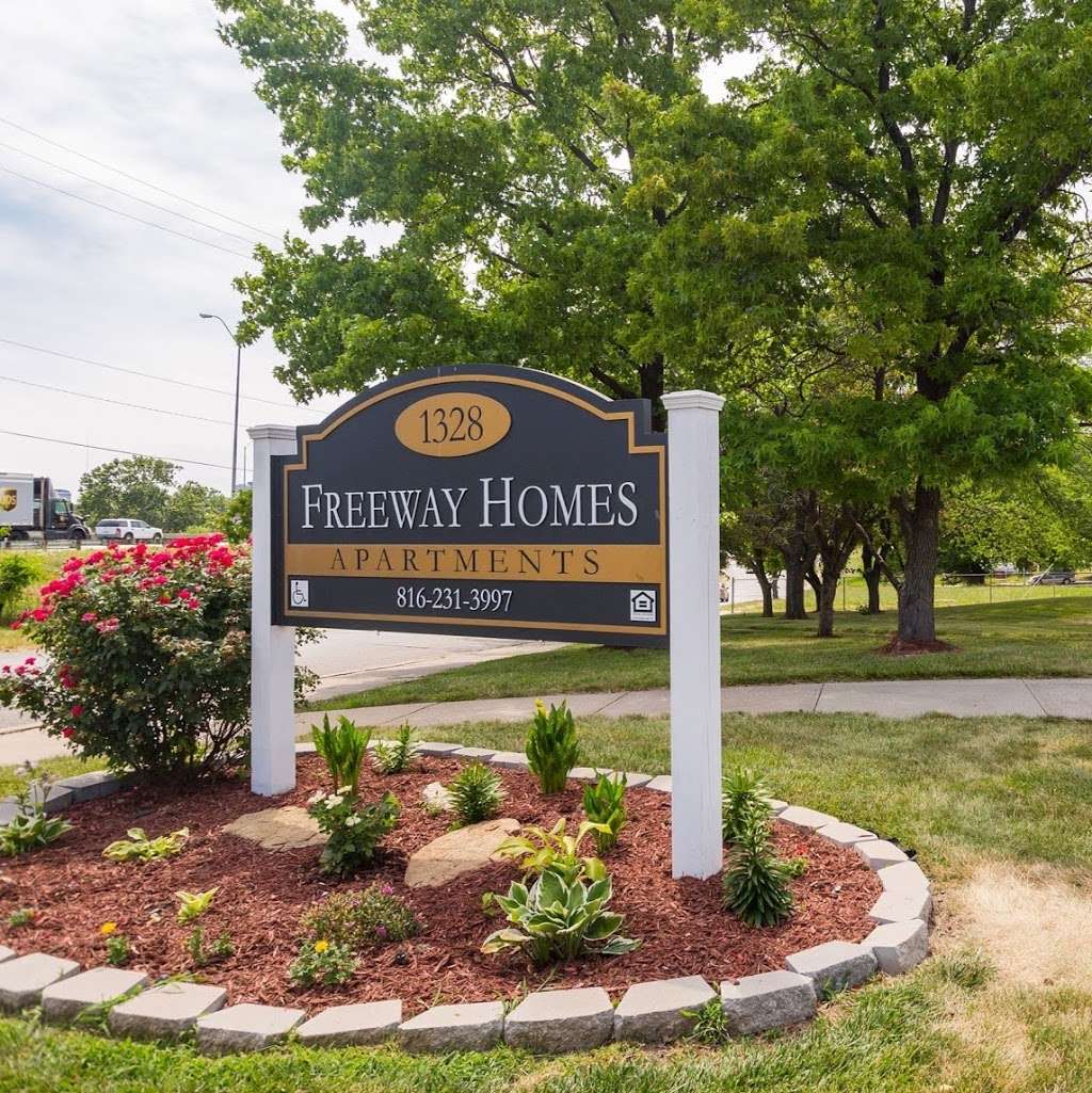 Freeway Homes Apartments | 1328 Park Ave E, Kansas City, MO 64127, USA | Phone: (816) 656-3177