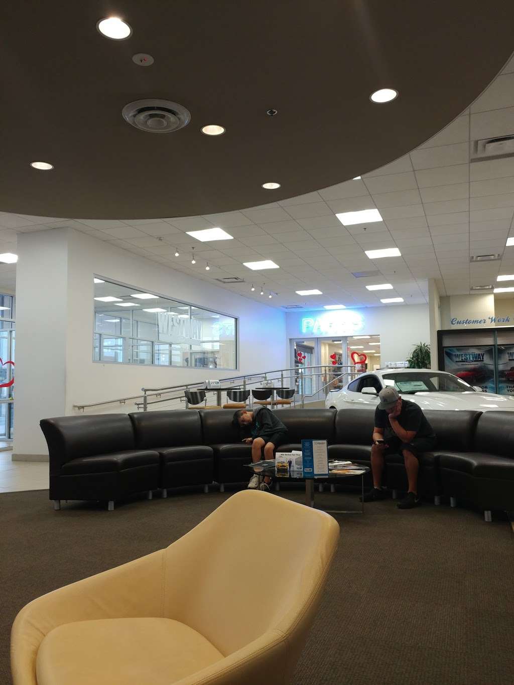 Westway Ford | 801 W Airport Fwy, Irving, TX 75062, USA | Phone: (972) 584-9033