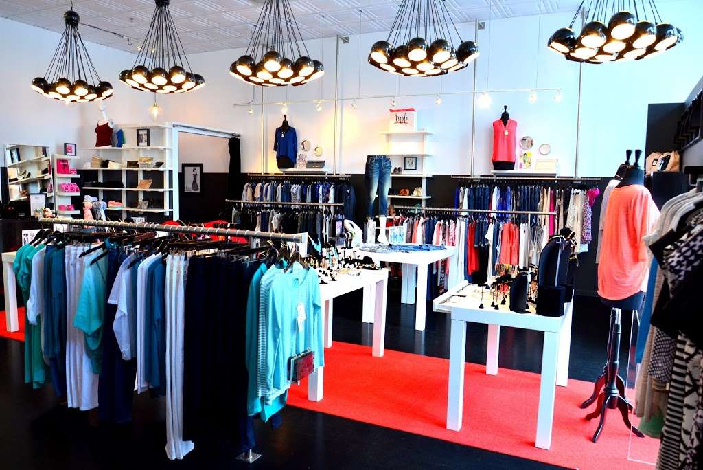 Lipp Boutique | 813 Providence Rd, Charlotte, NC 28207 | Phone: (980) 237-9415