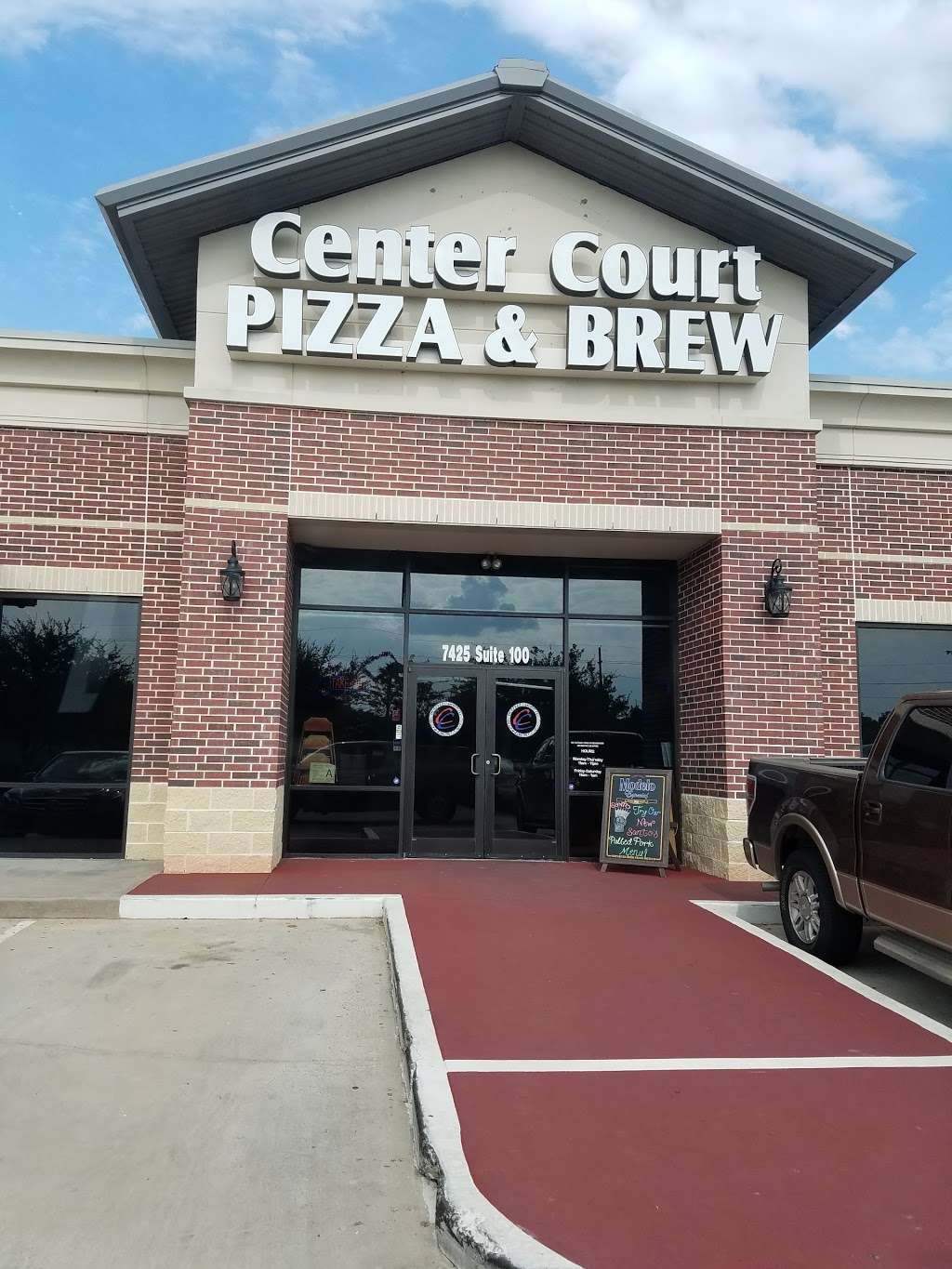 Center Court Pizza & Brew | 7425 Hwy 6, Missouri City, TX 77459, USA | Phone: (832) 947-0440