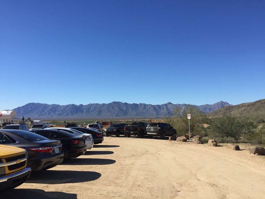 Pyramid Trailhead Parking Lot | 15200-15498 S 19th Ave, Phoenix, AZ 85045, USA