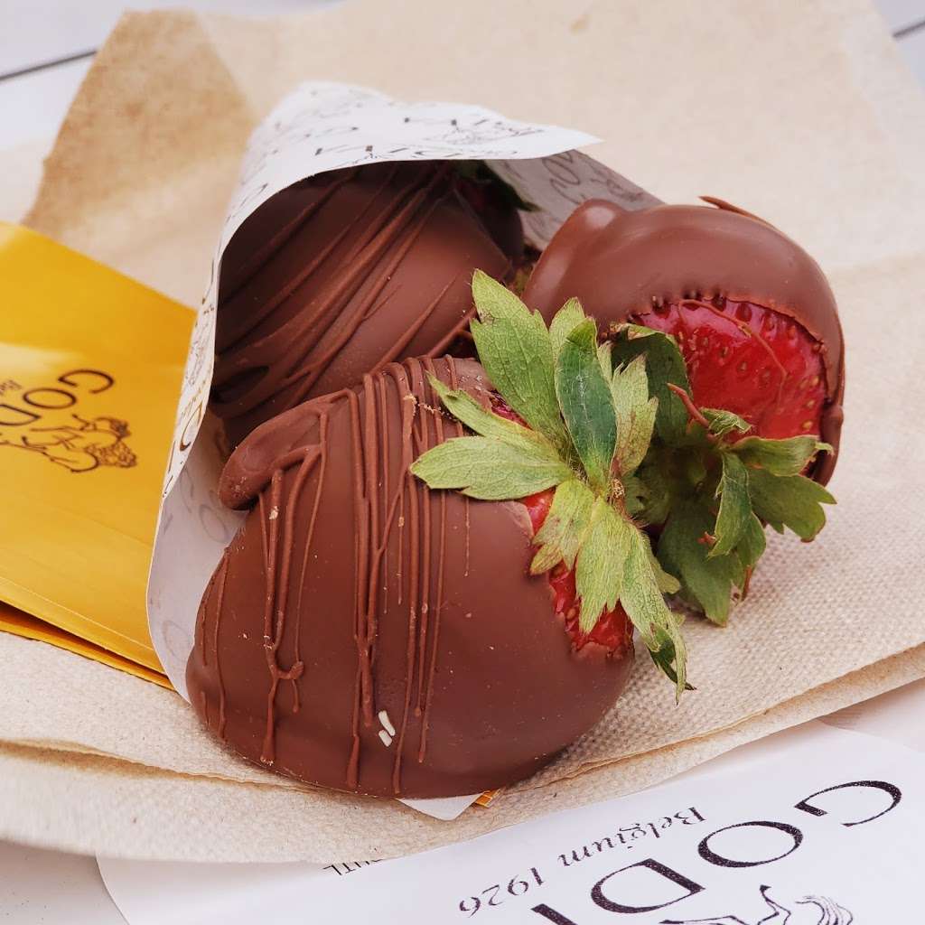 Godiva Chocolatier | 1 Premium Outlet Blvd, Tinton Falls, NJ 07753 | Phone: (732) 493-1741
