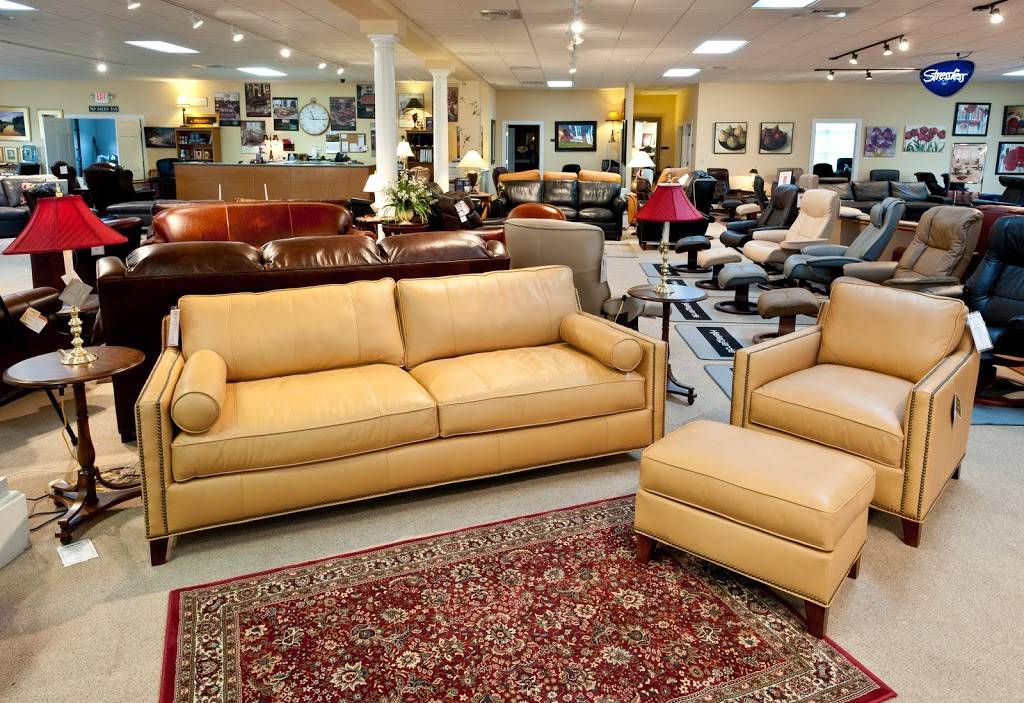 Curriers Leather Furniture | 75 Lafayette Rd, Hampton Falls, NH 03844, USA | Phone: (603) 926-0555