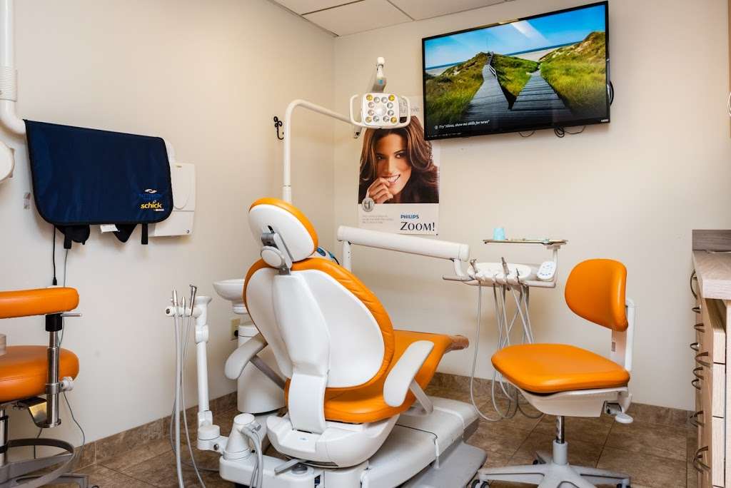 Central Avenue Dental - Valley Stream | 139 N Central Ave Suite #3, Valley Stream, NY 11580, USA | Phone: (516) 887-0020