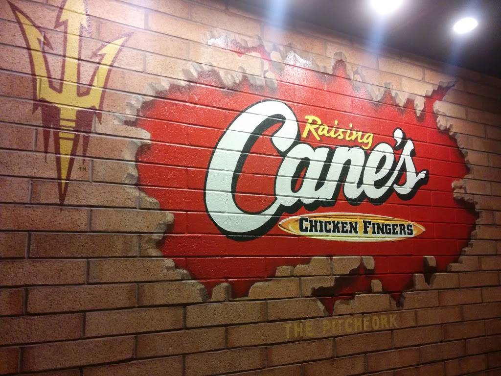 Raising Canes Chicken Fingers | 960 E University Dr, Tempe, AZ 85281, USA | Phone: (480) 696-3497