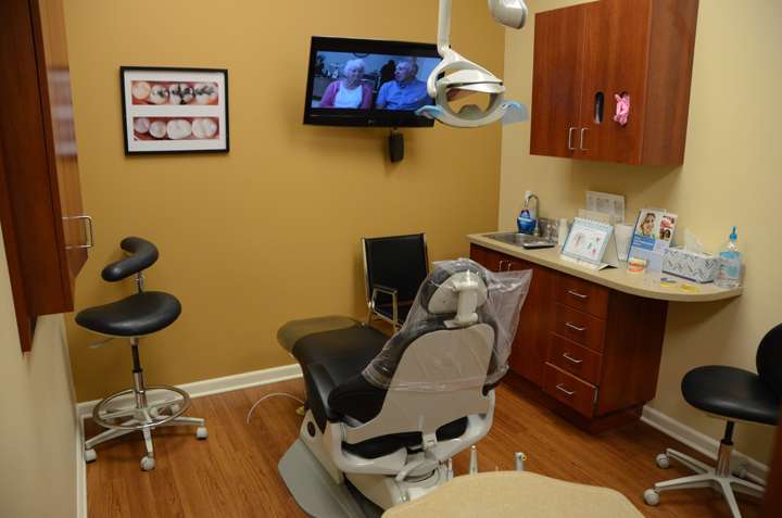 Pristine Family Dental | 384 S Weber Rd, Romeoville, IL 60446, USA | Phone: (815) 609-1600