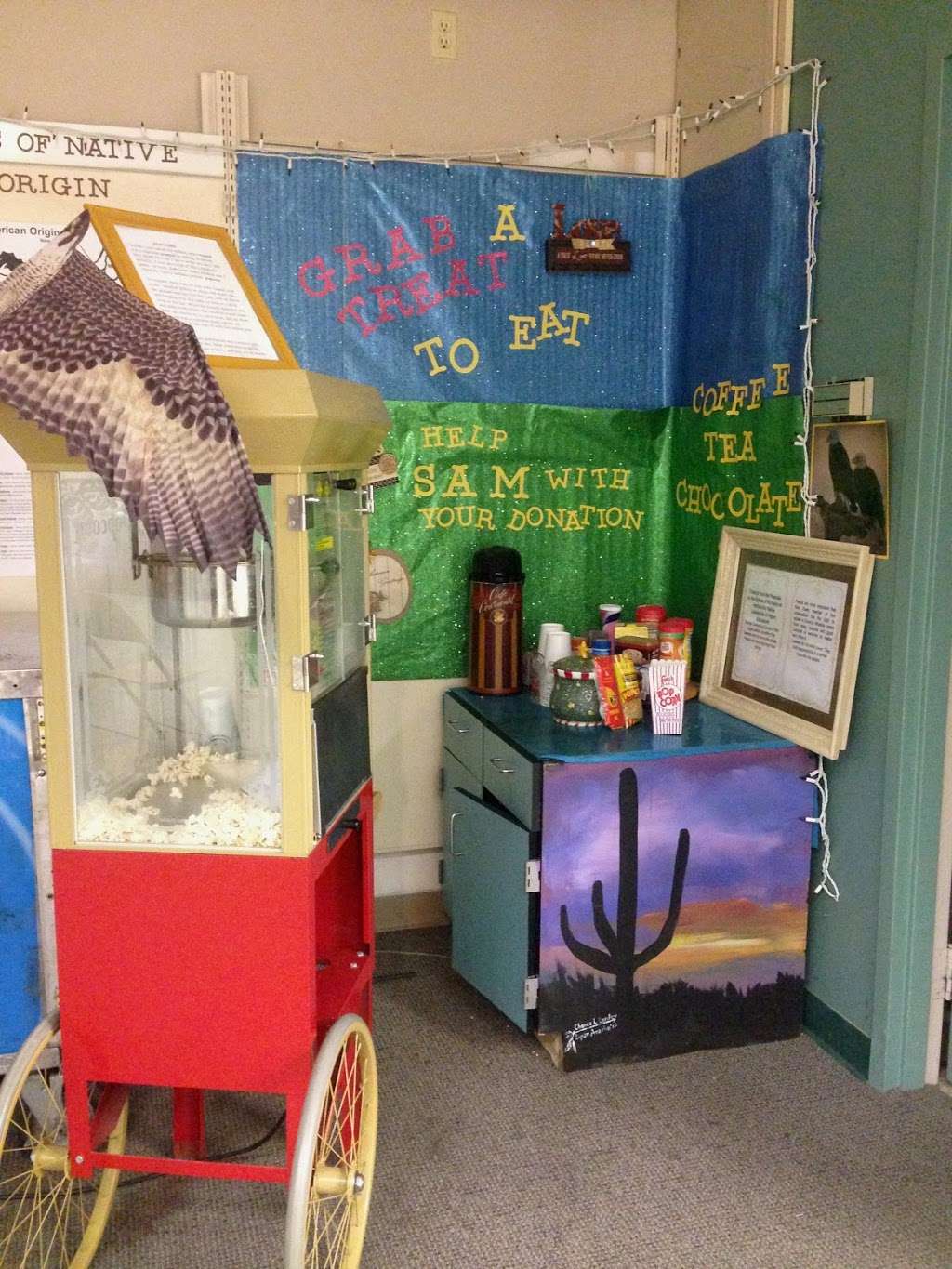 Southern Apache Museum | 550 Northwest, 9600 Hempstead Hwy, Houston, TX 77092, USA | Phone: (281) 686-1462