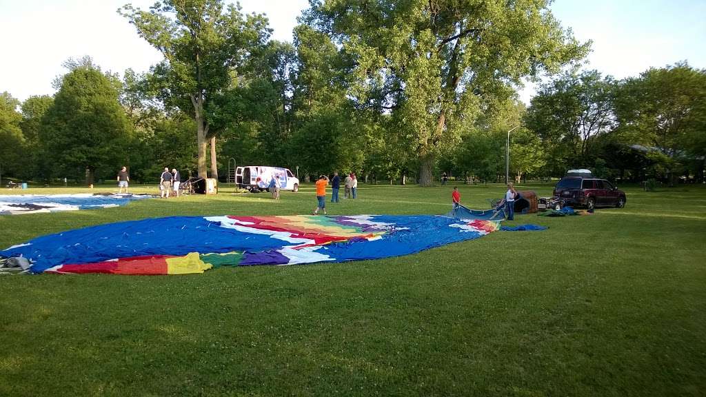 Hoist the Colours Ballooning | 1906 Windsor Ln, Danville, IN 46122, USA | Phone: (317) 666-5627