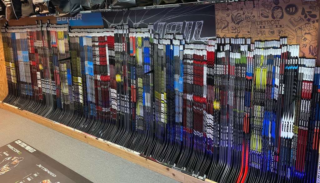 R&M Hockey Supply | 601 Holly Dell Dr, Sewell, NJ 08080, USA | Phone: (856) 589-7000
