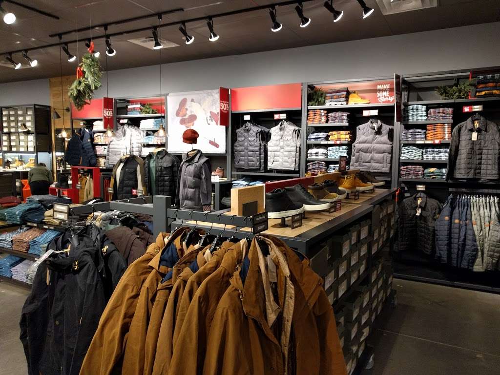 timberland store great lakes crossing