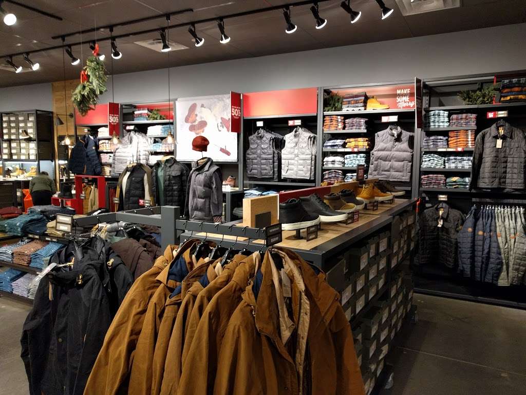 timberland store in great lakes crossing