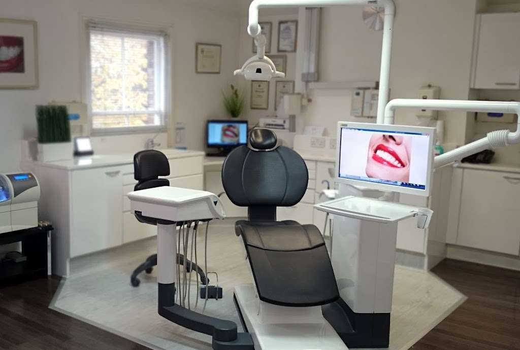 Devonshire House Dental Practice | 24a High St, Brentwood CM14 4AB, UK | Phone: 01277 217727