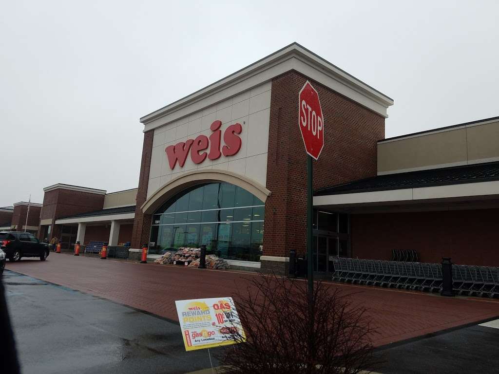 Weis Markets | 7801 Glenlivet Dr W, Fogelsville, PA 18051, USA | Phone: (610) 530-3114