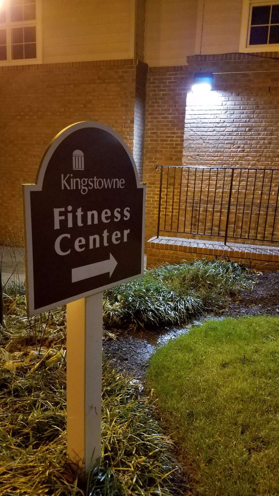 Thompson Center Fitness Facility | 6090 Kingstowne Village Pkwy, Alexandria, VA 22315, USA | Phone: (703) 922-4216