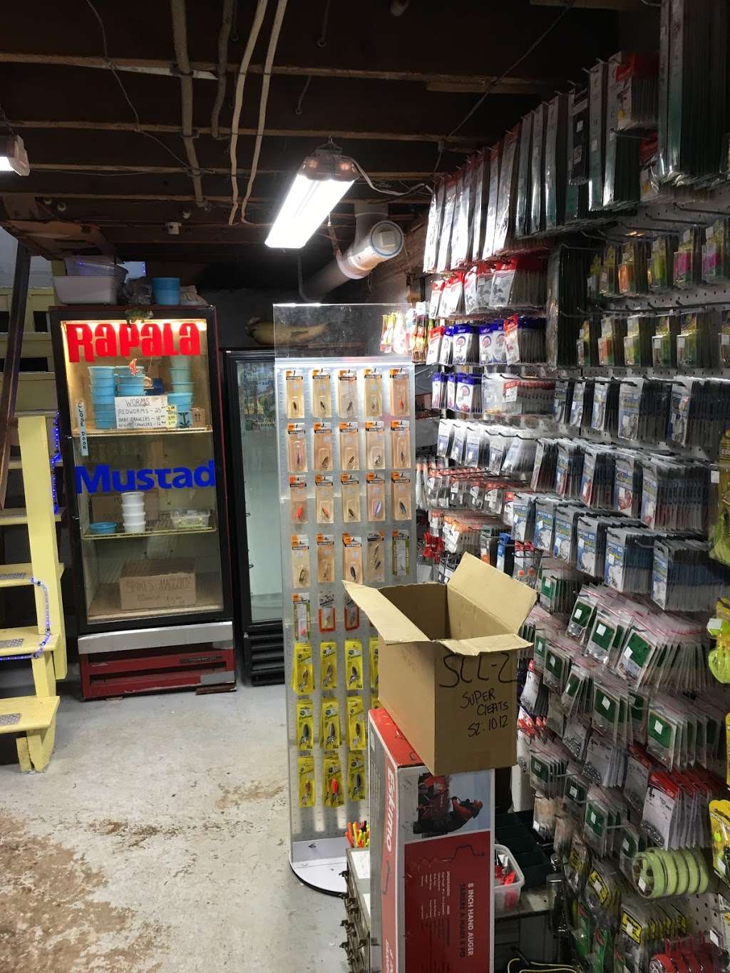 JCS Live Bait and Tackle Shop | 508 Main St, Gouldsboro, PA 18424, USA | Phone: (570) 846-9366