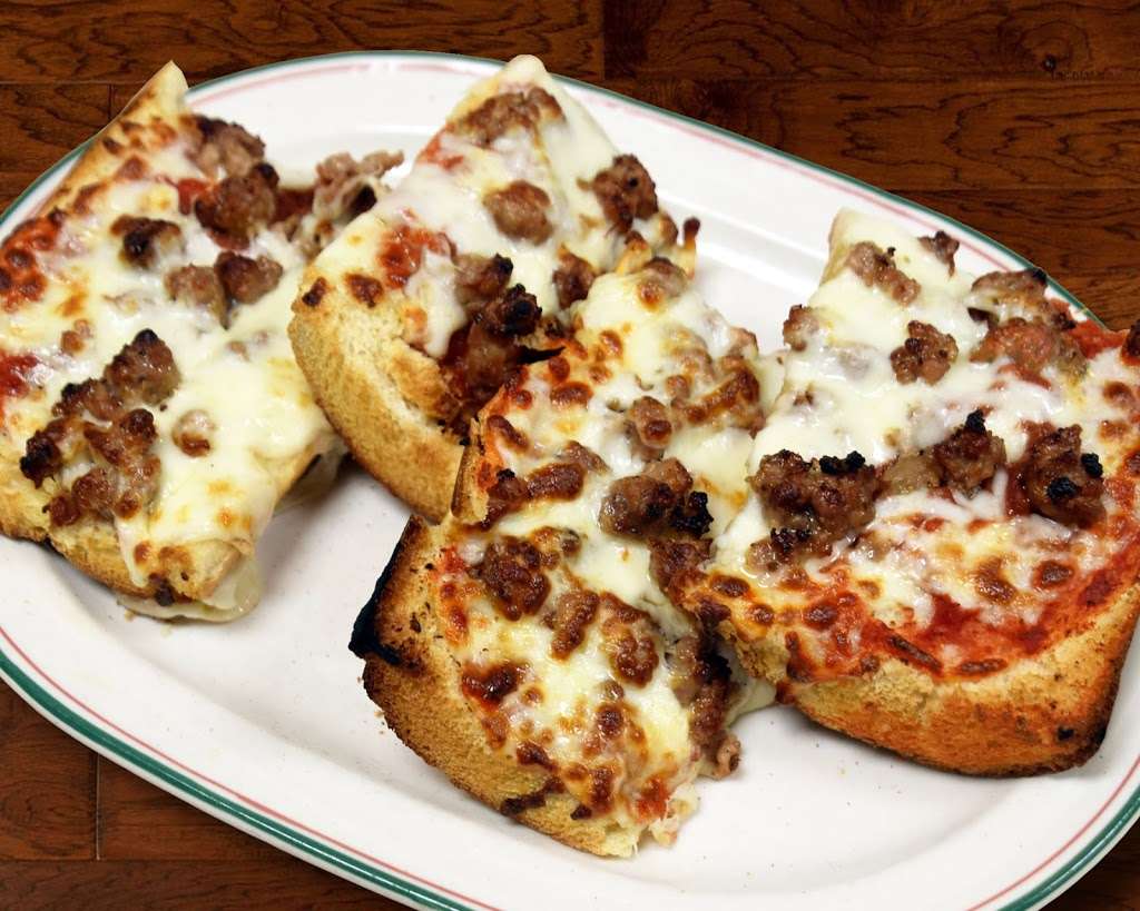 Beggars Pizza | 621 Roosevelt Rd, Maywood, IL 60153, USA | Phone: (708) 343-8000