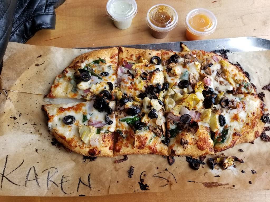 Slim & Huskys Pizza Beeria | 911 Buchanan St, Nashville, TN 37208, USA | Phone: (615) 647-7017