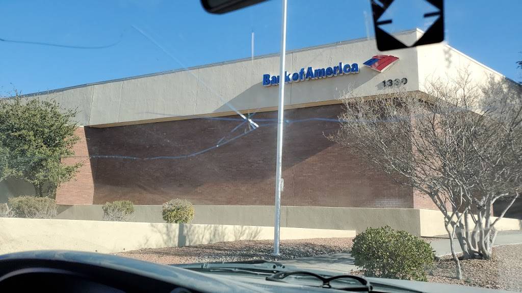 Bank of America (with Drive-thru ATM) | 1330 Lee Trevino Dr, El Paso, TX 79936, USA | Phone: (915) 633-0808