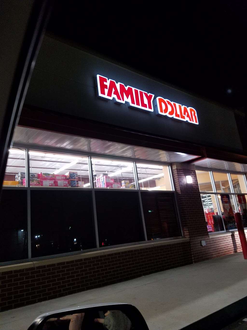 Family Dollar | 399 Farmington Ave, Pottstown, PA 19464 | Phone: (484) 326-2505