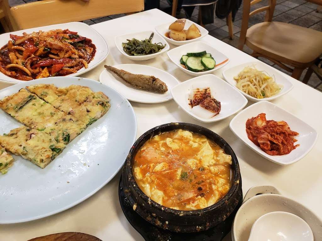 Gangnam Tofu House | 3619 Thornton Ave, Fremont, CA 94536, USA | Phone: (510) 792-2252