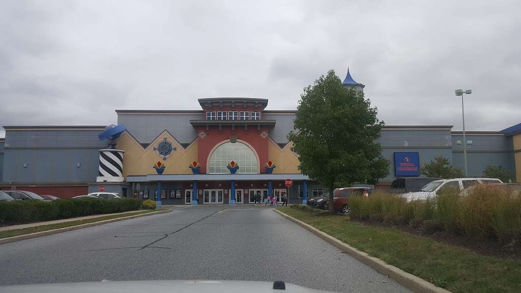 Regal Cinemas Hamilton Commons 14 | 4215 E Black Horse Pike, Mays Landing, NJ 08330 | Phone: (844) 462-7342