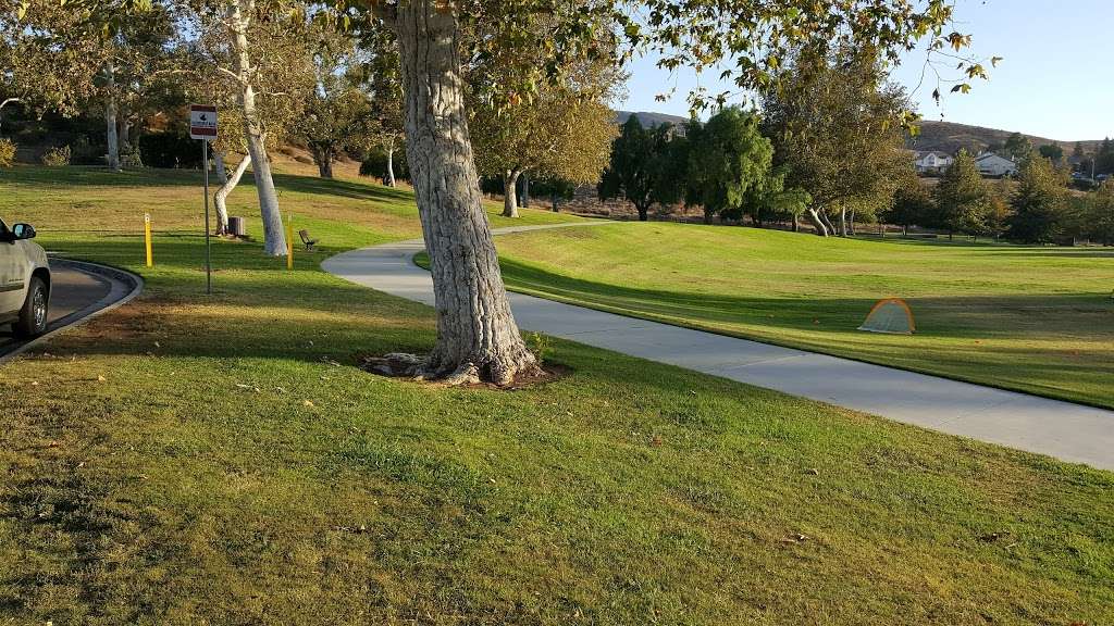 Sycamore Park Disc Golf Course | 855 N Planetree Ave, Simi Valley, CA 93065, USA | Phone: (805) 584-4400