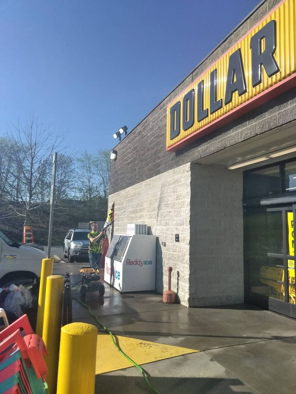 Dollar General | 4227 N Patterson Ave, Winston-Salem, NC 27105 | Phone: (336) 767-0360