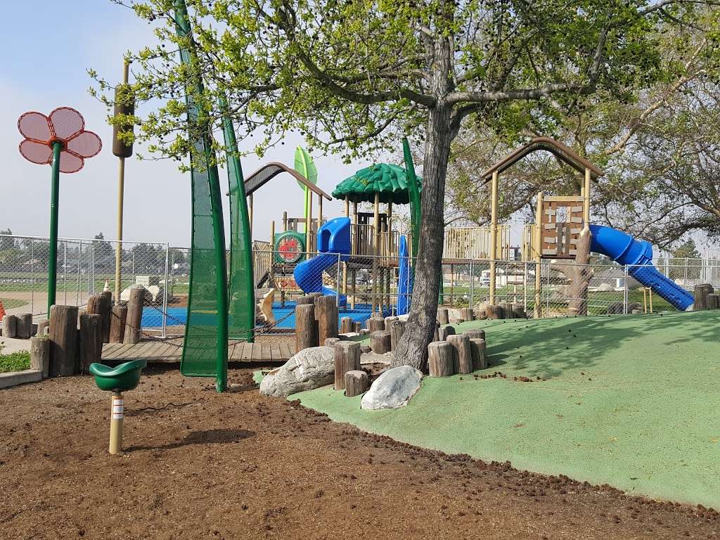 Carl Thornton Park | 1801 W Segerstrom Ave, Santa Ana, CA 92704, USA | Phone: (714) 571-4200