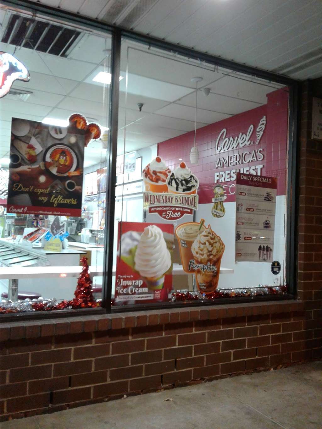 Carvel | 174 W Merrick Rd, Valley Stream, NY 11580, USA | Phone: (516) 561-9110