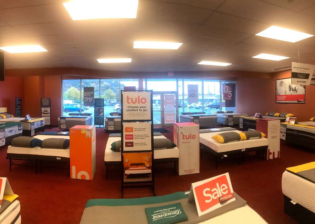 Mattress Firm Edgewater South | 469 River Rd, Edgewater, NJ 07020, USA | Phone: (201) 941-6019