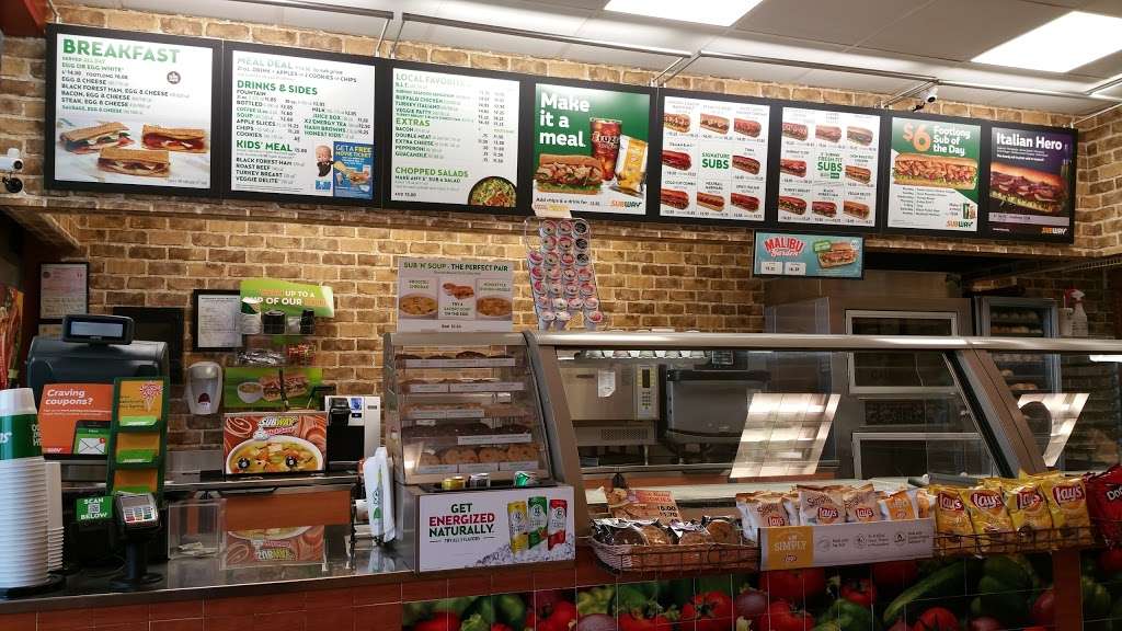 Subway Restaurants | 14450 Layhill Rd, Silver Spring, MD 20906 | Phone: (301) 438-3131