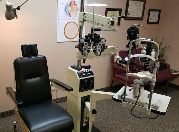 Moon Valley Eyecare - Dr. Jesse Dominguez | 14435 N 7th St #104, Phoenix, AZ 85022 | Phone: (602) 993-2727