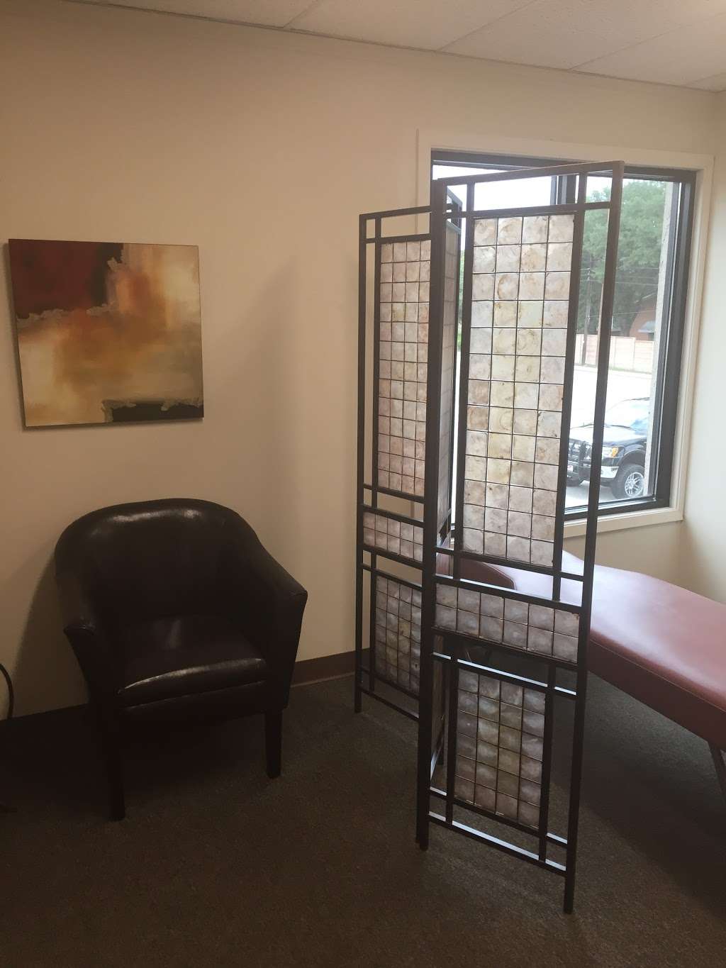 Sweeney Chiropractic and Wellness | 7201 Broadway St # 222, San Antonio, TX 78209, USA | Phone: (210) 323-2163