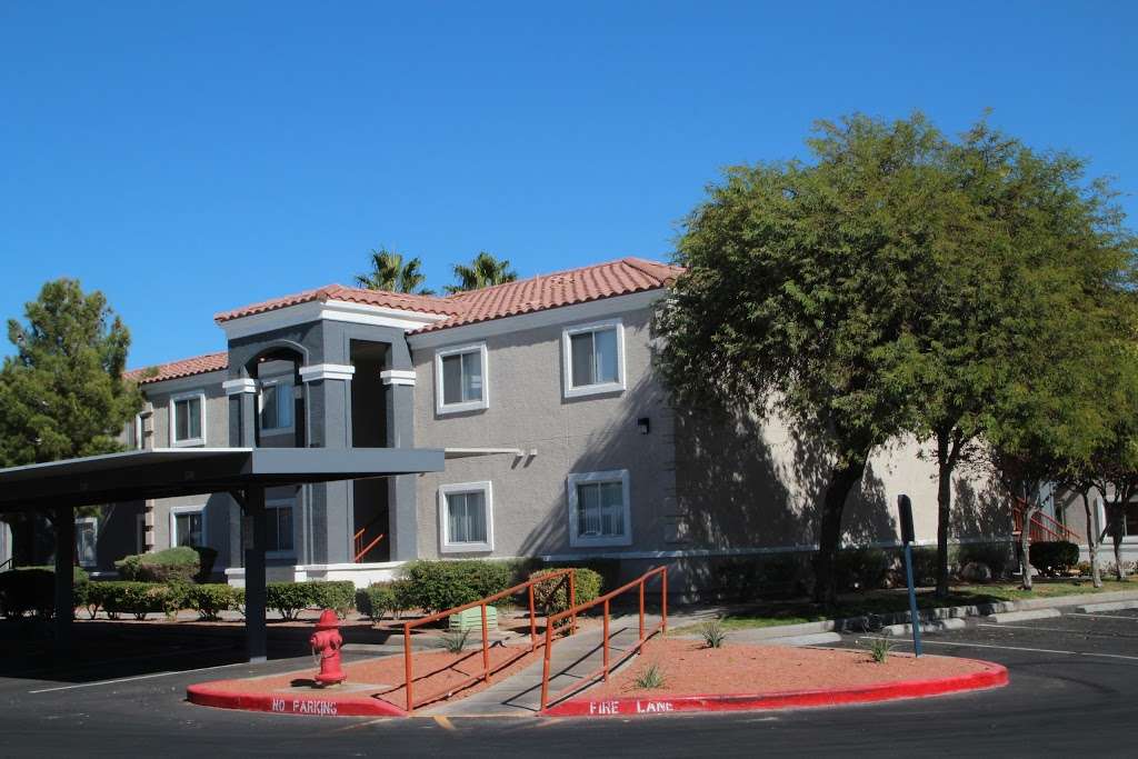 Loma Vista Apartments | 1200 W Cheyenne Ave, North Las Vegas, NV 89030 | Phone: (702) 657-6238