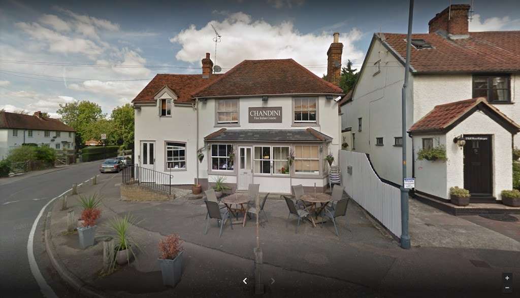 Chandini Restaurant | Halfmoon Inn, High Wych Rd, High Wych, Sawbridgeworth CM21 0HY, UK | Phone: 01279 600062