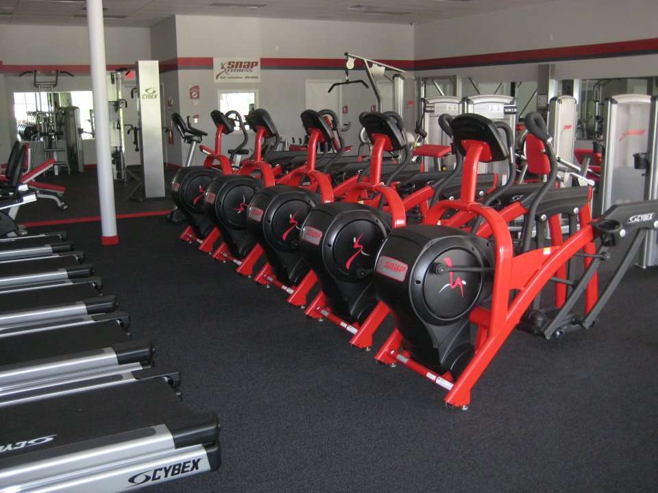 Snap Fitness | 9002 Chimney Rock Rd suite a, Houston, TX 77096, USA | Phone: (713) 721-7627