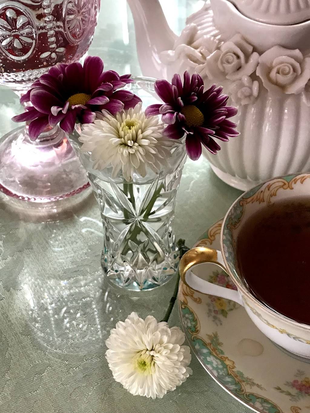 Purple Door Tearoom | 701 Livernois St, Ferndale, MI 48220, USA | Phone: (248) 268-3275