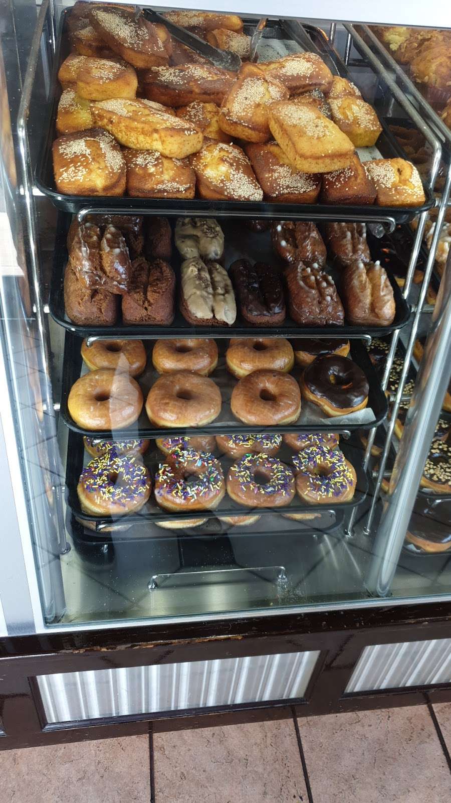 Yum Yum Donuts | 9000 Slauson Ave, Pico Rivera, CA 90660, USA | Phone: (562) 942-9151