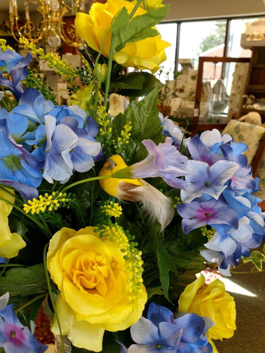 Four Seasons Florist & Gifts | 292 Mocksville Hwy, Statesville, NC 28625, USA | Phone: (704) 872-6823